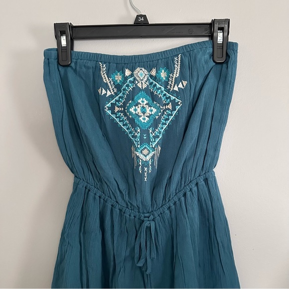 Green Strapless Hollister Romper - Picture 2 of 4